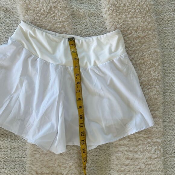 Baleaf Shorts/skort White, size Small, NWT - Picture 7 of 8